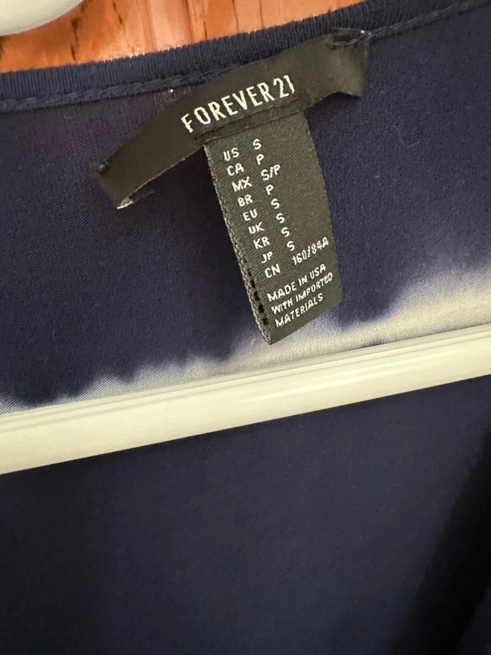 Forever 21 Twist Front Tie Dye Crop Top Blue Long Sleeve Boho Festival - Picture 4 of 7